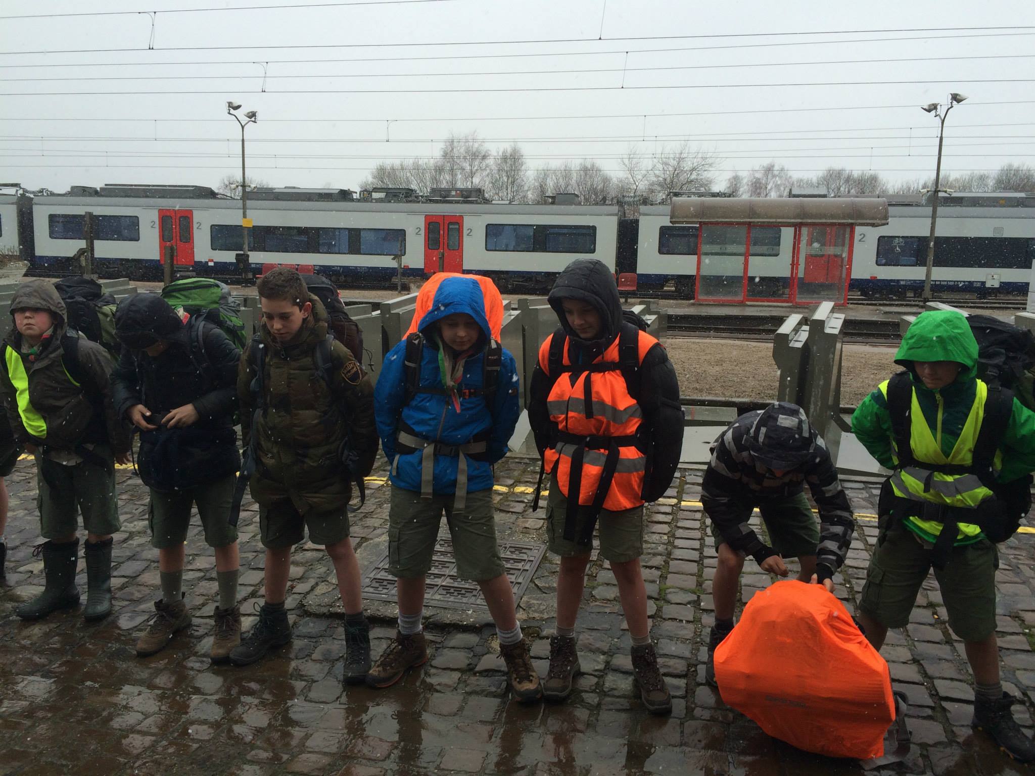 Sint-Martinus den XIIde - Paasdropping JVK 2015